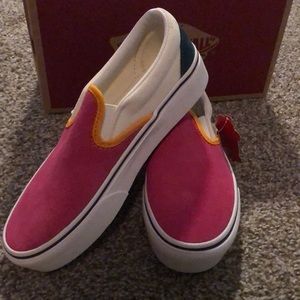 Slip on vans shoes never been worn.